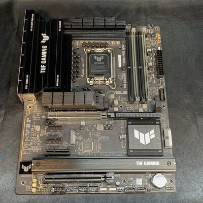 【横浜駅前店】中古  ASUS TUF GAMING Z890-PLUS WIFI (Z890 1851 ATX DDR5) 172180 