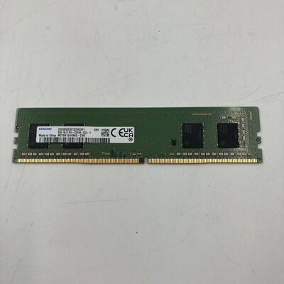 【なんば店】中古  PC4-25600 8GB デスクトップ用(DDR4-3200) 140727 