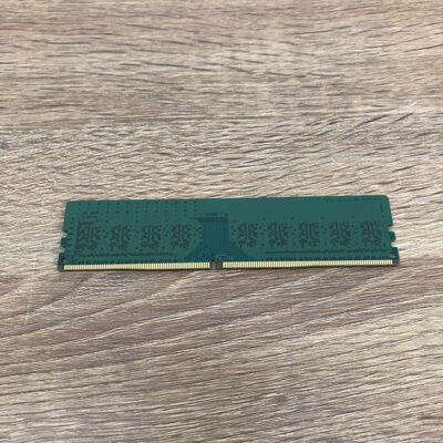 【津ラッツ店】中古  PC4-21300 8GB デスクトップ用(DDR4-2666) 126165 