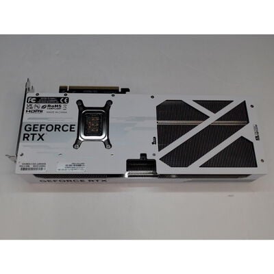 【前橋ｲﾝﾀｰｱｶﾏﾙ店】中古  玄人志向 GK-RTX5070Ti-E16GB/WHITE/TP2 (RTX5070Ti 16GB) 4540001601 