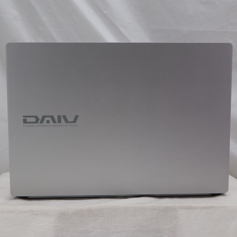 中古 Mouse Computer DAIV Z4-I7G50SR-B [Z4I7G50SRBCBW102DEC](Intel