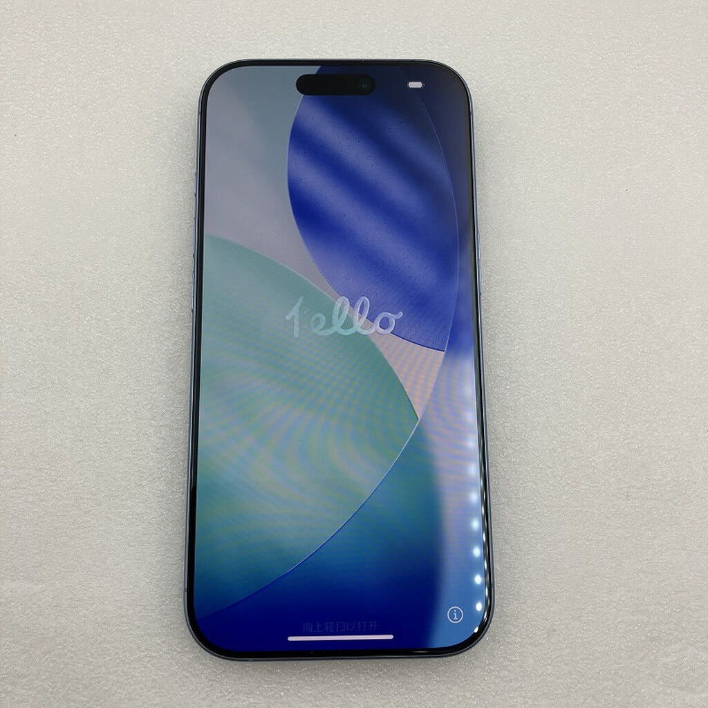 中古 Apple iPhone17 256GB ミストブルー 【docomo版SIMフリー