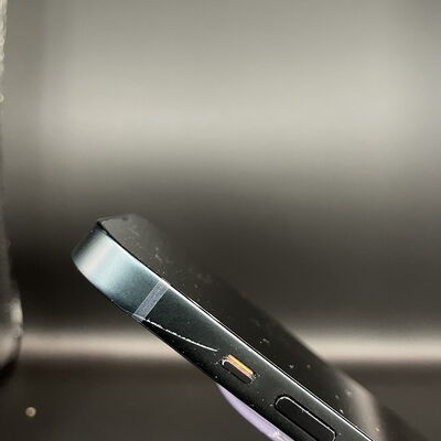 【大須店】中古  【au版SIMフリー】Apple iPhone13 6.1インチ 128GB (ミッドナイト) MLNC3J/A 147330 