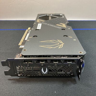 【大宮店】中古  ZOTAC ZT-B50700D-10P SOLID (RTX5070 12GB) 176910 