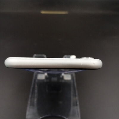【大須店】中古  【SIMロック解除済み】【au】Apple iPhoneSE 4.7インチ (第2世代/2020) 64GB (ホワイト) MHGQ3J/A 新パッケージ版 155748 