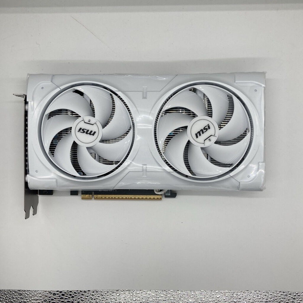 中古 MSI GeForce RTX 5060 Ti 16G VENTUS 2X OC WHITE PLUS