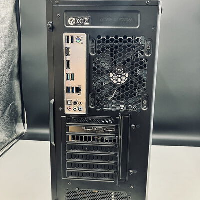 【熊本浜線店】中古  オリジナルPC(i7 10700/16GB/SSD500GB/RTX2060 SUPER/W11H) 5370001145 