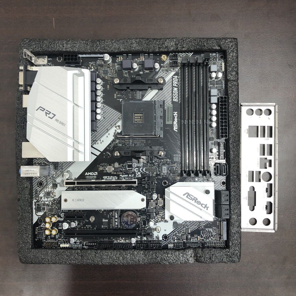 中古 ASRock B550M Pro4 (B550 AM4 mATX DDR4) 142938 （315578
