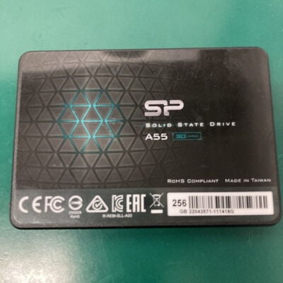 【神戸・三宮店】中古  各社 2.5インチ SSD 256GB SATA 124394 