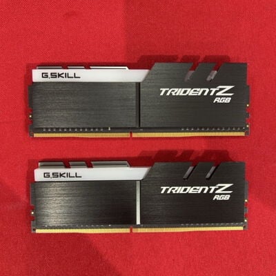 【静岡東瀬名店】中古  G.SKILL F4-4000C17D-16GTZR(DDR4 PC4-32000 8GB 2枚組) 5140001437 