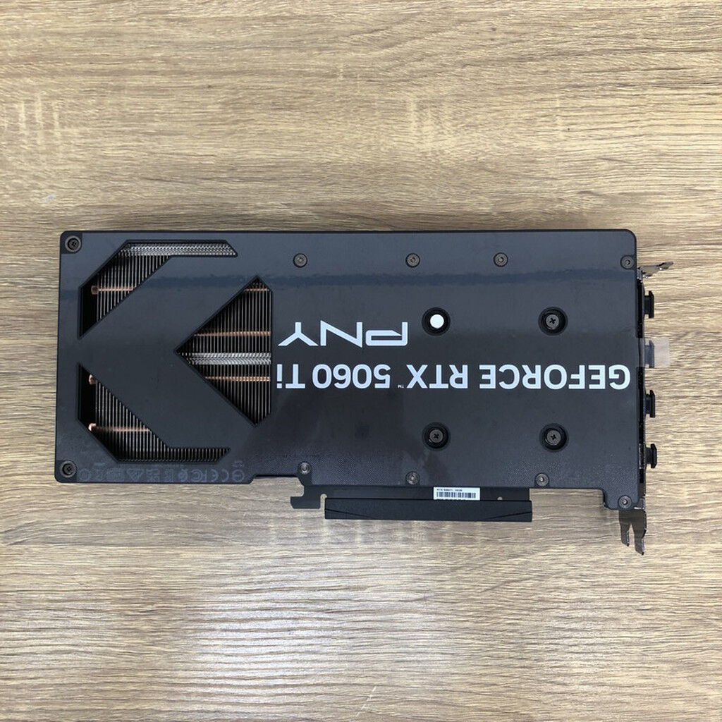 中古 PNY GeForce RTX 5060 Ti 16GB Overclocked Dual Fan 4990001288