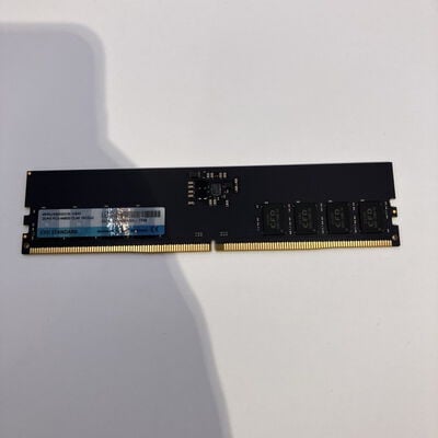 【なんば店】中古  PC5-44800 16GB デスクトップ用(DDR5-5600) 149153 