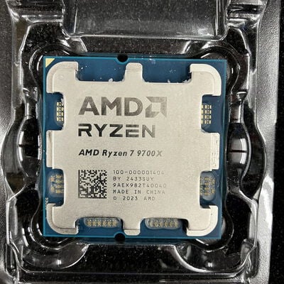 【大須店】中古  AMD Ryzen 7 9700X (AM5/3.8GHz/40M/C8/T16/65W) 1460024845 