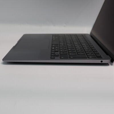 【札幌店】中古  Apple MacBook Air A2337 (Apple M1/16GB/SSD 1TB/13.3/2560 x 1600 Retina/Wifi) 190488 