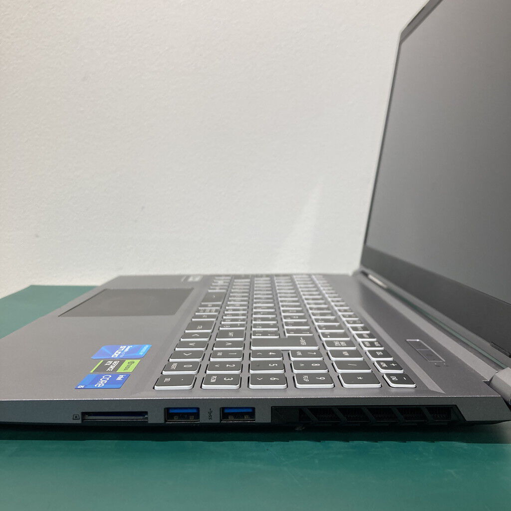 中古 raytrek R5-RL6(i7-13700HX/32GB/SSD1TB/RTX4060 8GB/13.3 FHD
