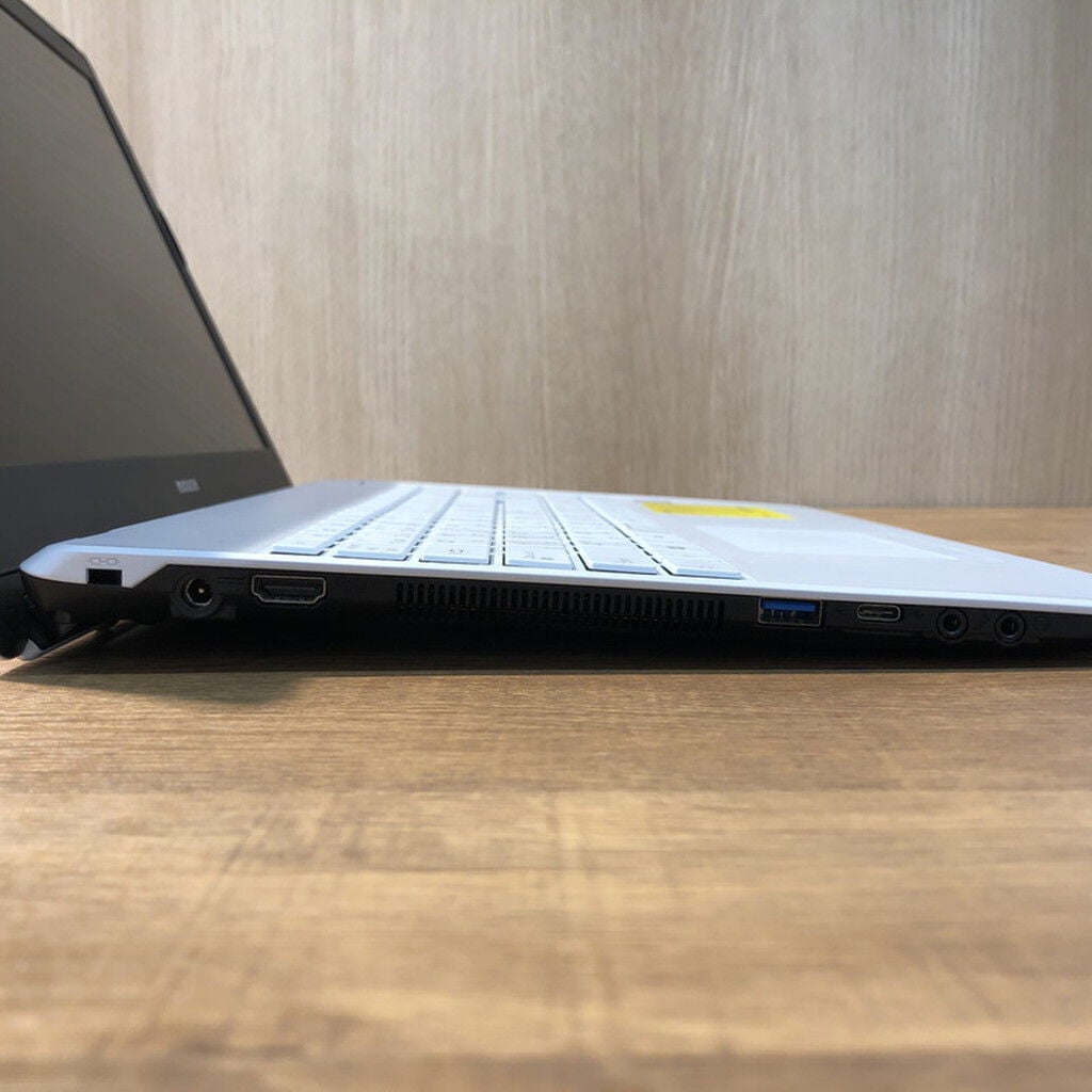 中古 Mouse MB-B507H(i7-8550U/8GB/SSD512GB/W11H) 4740001270