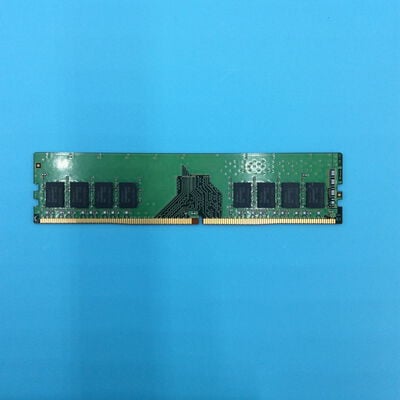 【秋葉原本店】中古  PC4-19200 8GB デスクトップ用(DDR4-2400) 126163 