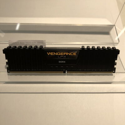 【姫路店】中古  PC4-21300 16GB デスクトップ用 135638 