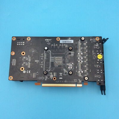 【秋葉原本店】中古  玄人志向 RD-RX6600-E8GB/DF (RX 6600 8GB) 147697 