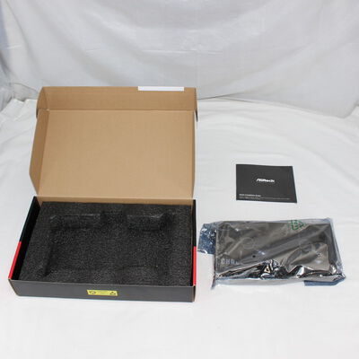 【通販センター】中古  ASRock RX9060XT CL 16GO(RX9060XT Challenger 16G) 179897 