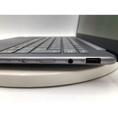 【水戸赤塚店】中古  Lenovo Yoga Slim 7 14IMH9(Ultra 7 155H/16GB/SSD1TB/-/-/14/1920x1200/W11H) 4680003256 