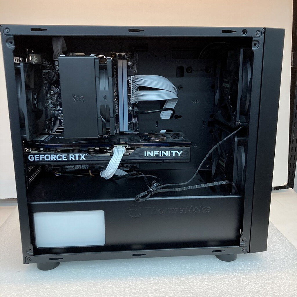 中古 自作パソコン (Core i5 14400F/32GB/SSD1TB/なし/RTX5070 12GB