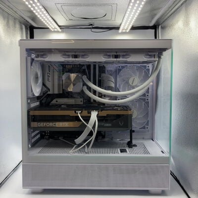 【水戸赤塚店】中古  自作PC(Ryzen 7 7800X3D/32GB/SSD2TB+1TB+1TB/-/RTX5070Ti/OSなし) 4680004062 