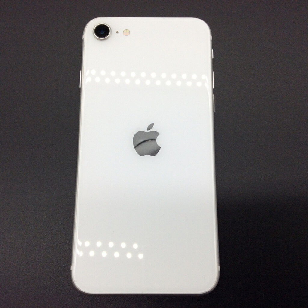 中古 【SIMロック解除済み】【au】Apple iPhoneSE 4.7インチ (第