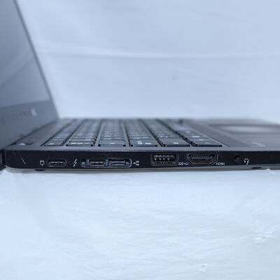 【通販センター】中古  【ジャンク品/保証無/返品質問不可】VAIO VAIO VJPG11C12N (Intel Core i7 8550U 1.8GHz/8GB/SSD256GB/なし/オンボード/13.3/1920x1080/Wi-Fi/WEBCAM/OSなし) 184426 