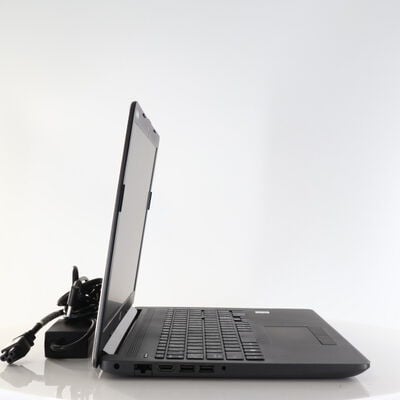 【秋葉原本店】中古  HP_250_G7(i5-1035G1/8GB/SSD256GB/W11P) 3410015616 