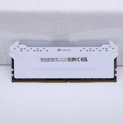 【通販センター】中古  PC4-25600 8GB デスクトップ用(DDR4-3200) 140727 