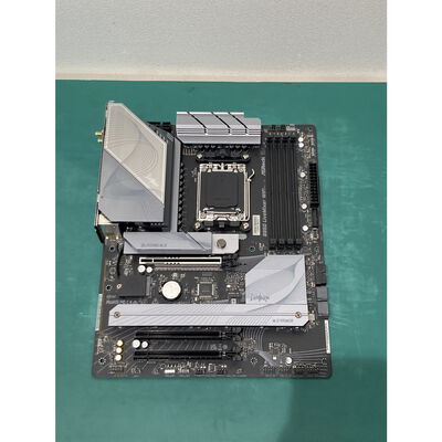 【浦添城間店(沖縄)】中古  ASRock B850 LiveMixer WiFi (B850 AM5 ATX DDR5) 175466 