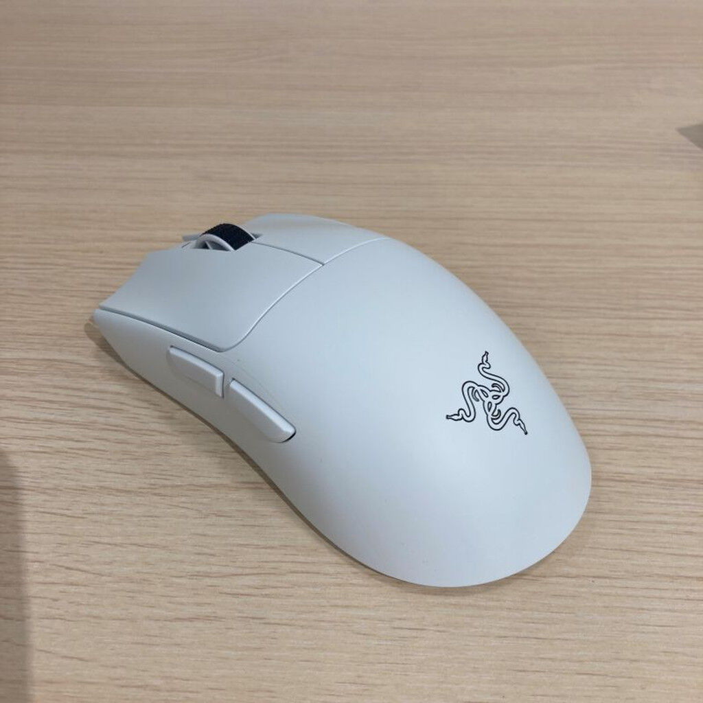 中古 Razer Viper V3 Pro White (RZ01-05120200-R3A1) 5140000697