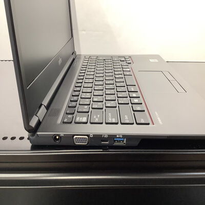 【堺七道店】中古  FUJITSU LIFEBOOK U7410 (INTEL Core i5 10310U 1.7GHz/16GB/SSD256GB/-/オンボード/14/1366x768/Wi-Fi/WEBCAM/W11H64/Microsoft Office Home and Business 2024付) 180536 