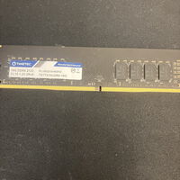 中古  PC4-17000 16GB デスクトップ用 135640 