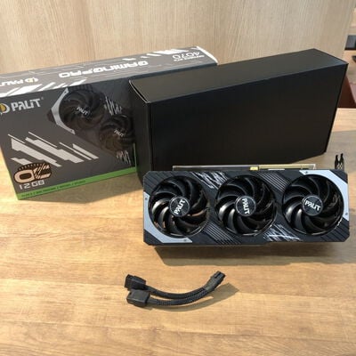 【姫路店】中古  Palit NED4070H19K9-1043A (RTX4070 12GB) 157124 