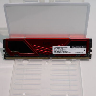 【札幌店】中古  PC4-25600 8GB デスクトップ用(DDR4-3200) 140727 