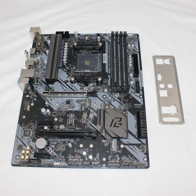 【通販センター】中古  ASRock B550 Phantom Gaming 4 (B550 AM4 ATX DDR4) 142933 