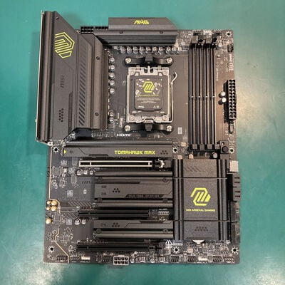 【富山本郷店】中古  MSI MAG B850 TOMAHAWK MAX WIFI(B850 ATX AM5 DDR5) 175478 