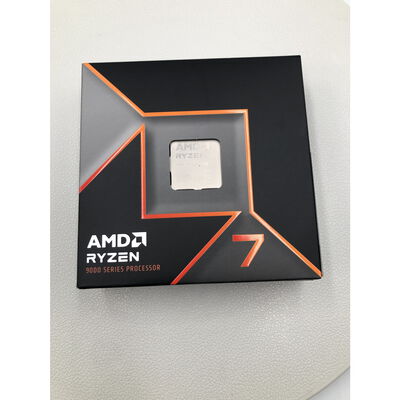 【水戸赤塚店】中古  AMD Ryzen 7 9700X (AM5/3.8GHz/40M/C8/T16/65W) 169022 
