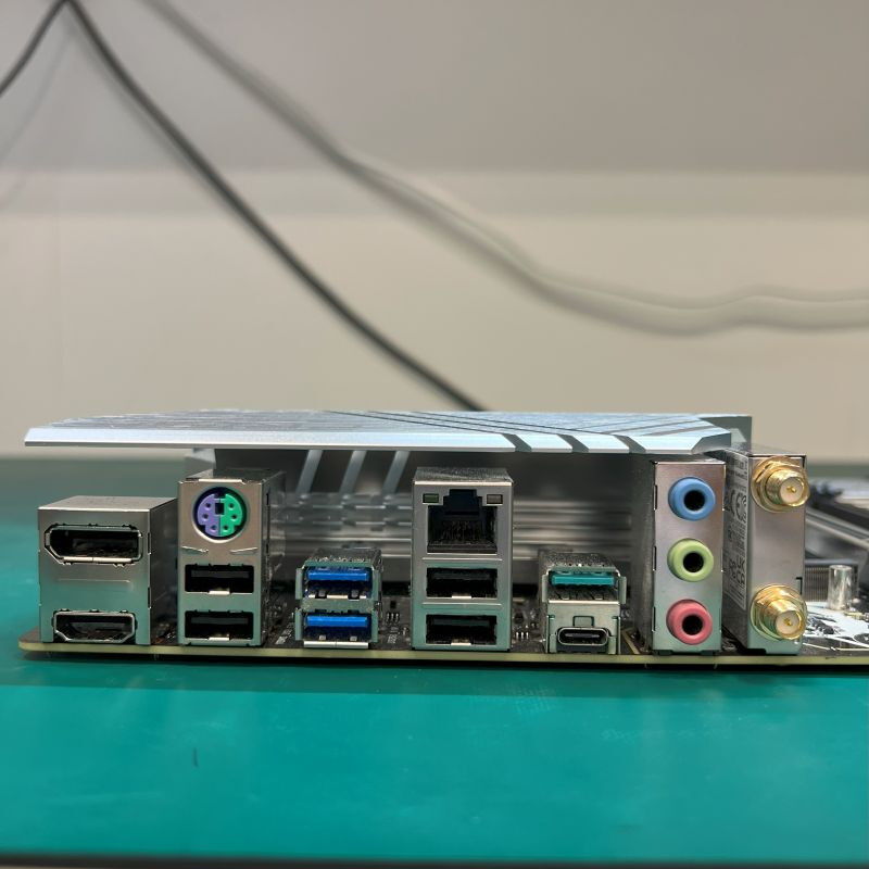 AT9043とP-V284プレート　中古美品 中古 ASUS PRIME Z790-P-CSM (Z790 1700 ATX DDR5) 5140000530
