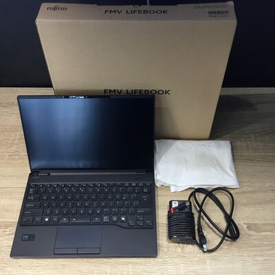 【松山環状枝松店】中古  FUJITSU LIFEBOOK UH90/J3(Core Ultra7 155H/16GB/SSD512GB/なし/オンボード/14/1920&times;1200/W11H) 4560001565 