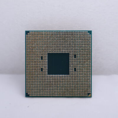 【通販センター】中古  AMD Ryzen 7 3700X (AM4/3.6/36M/C8/T16/65W) 140025 