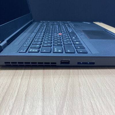 【甲府飯田店】中古  Lenovo ThinkPad P52　20MAS12700 (Core i7 8750H/16GB/SSD512GB/-/NVIDIA Quadro P1000 4GB/15.6ｲﾝﾁ/1920x1080/Wi-Fi/WEBCAM/W11H64) 176658 