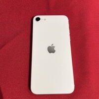 中古  【au】Apple iPhoneSE 4.7インチ (第2世代/2020) 64GB (ホワイト) MHGQ3J/A 新パッケージ版 146172 