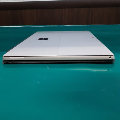 【鹿児島店】中古  Suｒfece　Ｐｒｏ6(i5-8350U/8GB/SSD128GB/W11P) 4700001126 