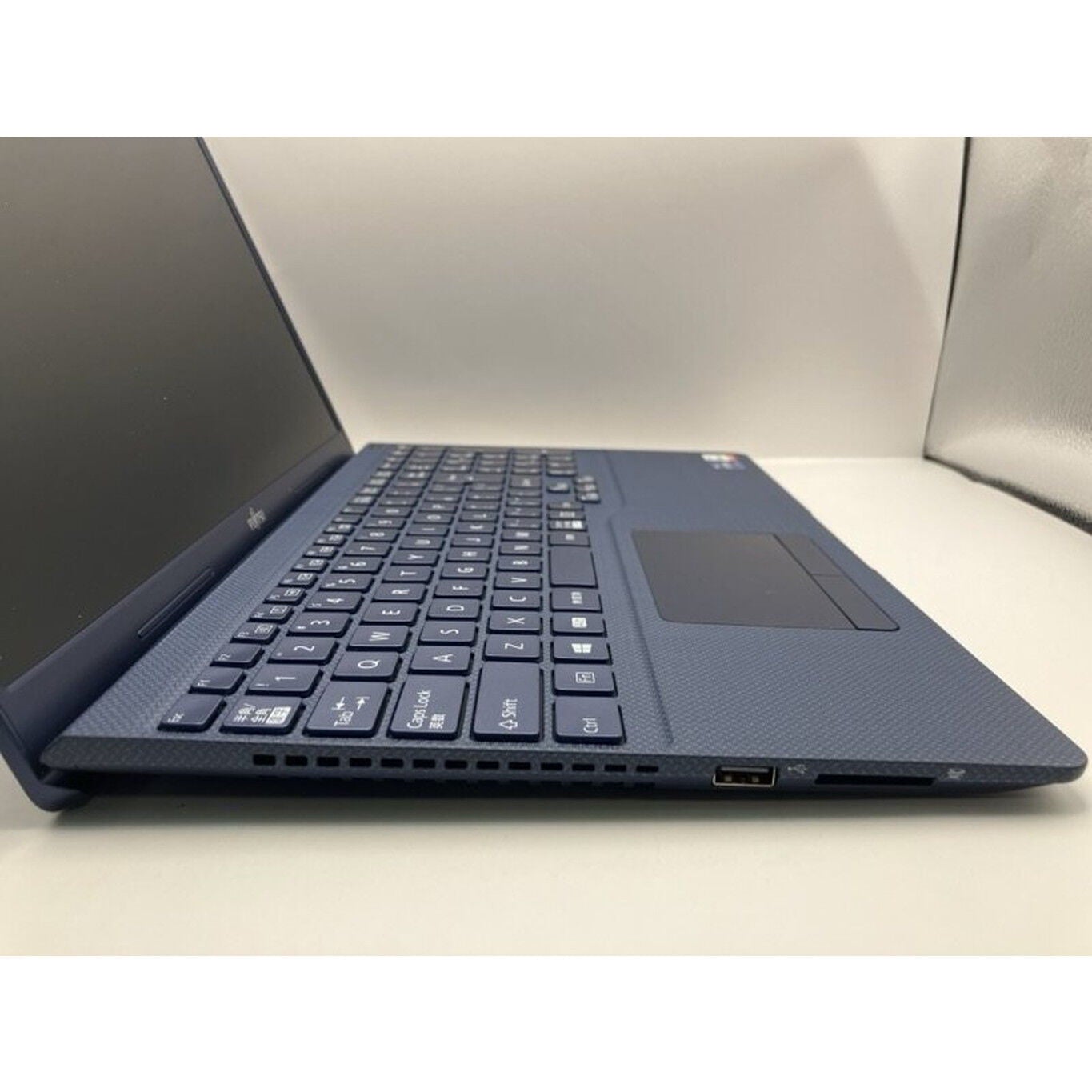 中古 FUJITSU LIFEBOOK TH77/E3 (Core i5-1165G7/8GB/SSD 512GB