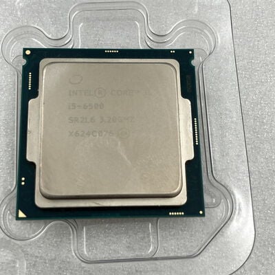 【新潟店】中古  Intel Core i5-6500 (1151/3.2/6M/C4/T4) 3400001676 