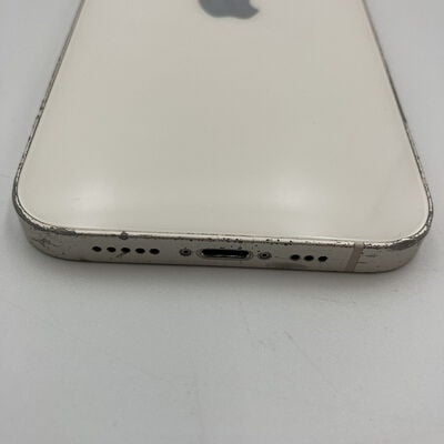 【新潟店】中古  【docomo版SIMフリー】Apple iPhone13 6.1インチ 128GB (スターライト) MLND3J/A 147321 