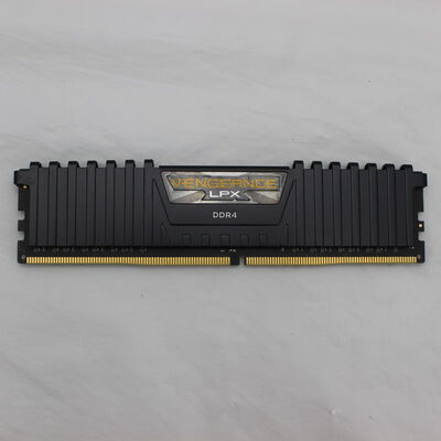 【通販センター】中古  PC4-21300 8GB デスクトップ用(DDR4-2666) 126165 